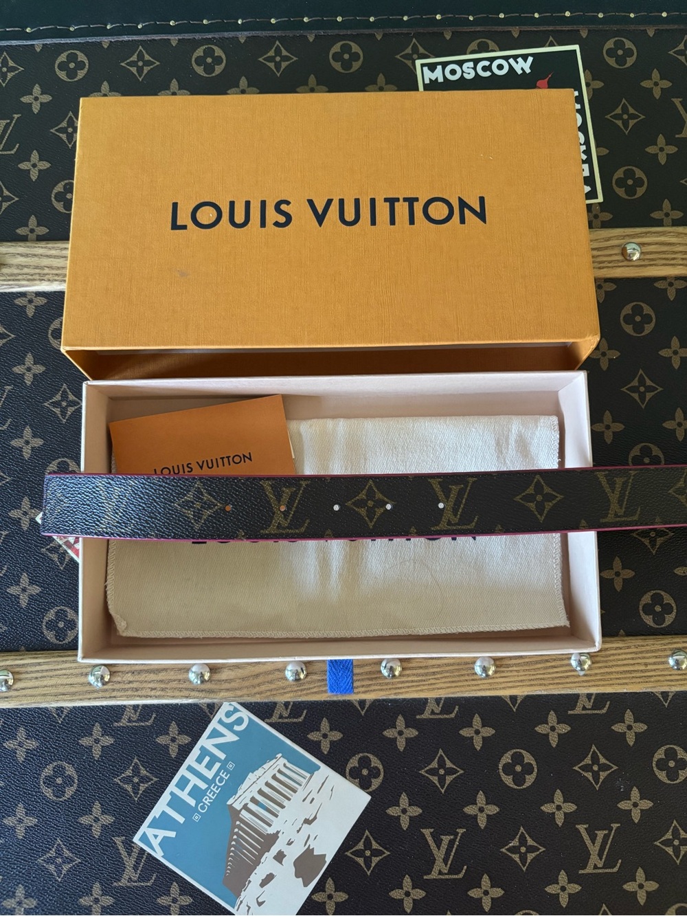 Louis Vuitton Initiales 30mm Reversible Belt - Picture 10 of 10